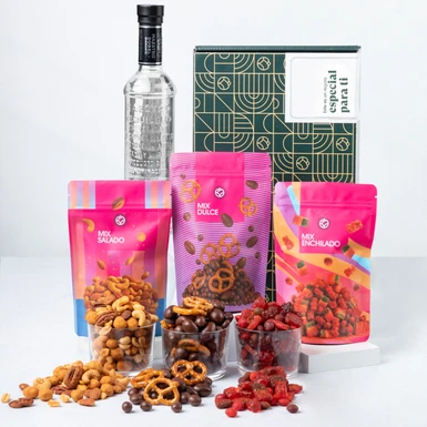 Canasta Regalo Especial  con Tequila Dobel y Botanas 25462