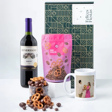 Vino Merlot con Taza y Bolsa Mix Dulce EF Felices Fiestas 25510-P