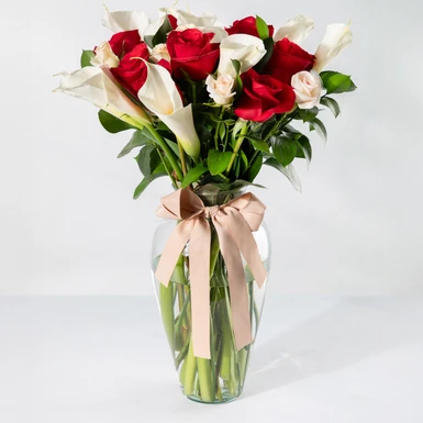 Arreglo de Alcatraces y Rosas Rojas 25554