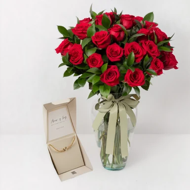 Talismán de Amor: 24 Rosas Rojas con Pulsera Mini Talismán Heart  25578