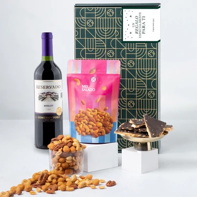 Caja Personalizada Etiqueta con Merlot, Mix Salado y Toffee 25591-P