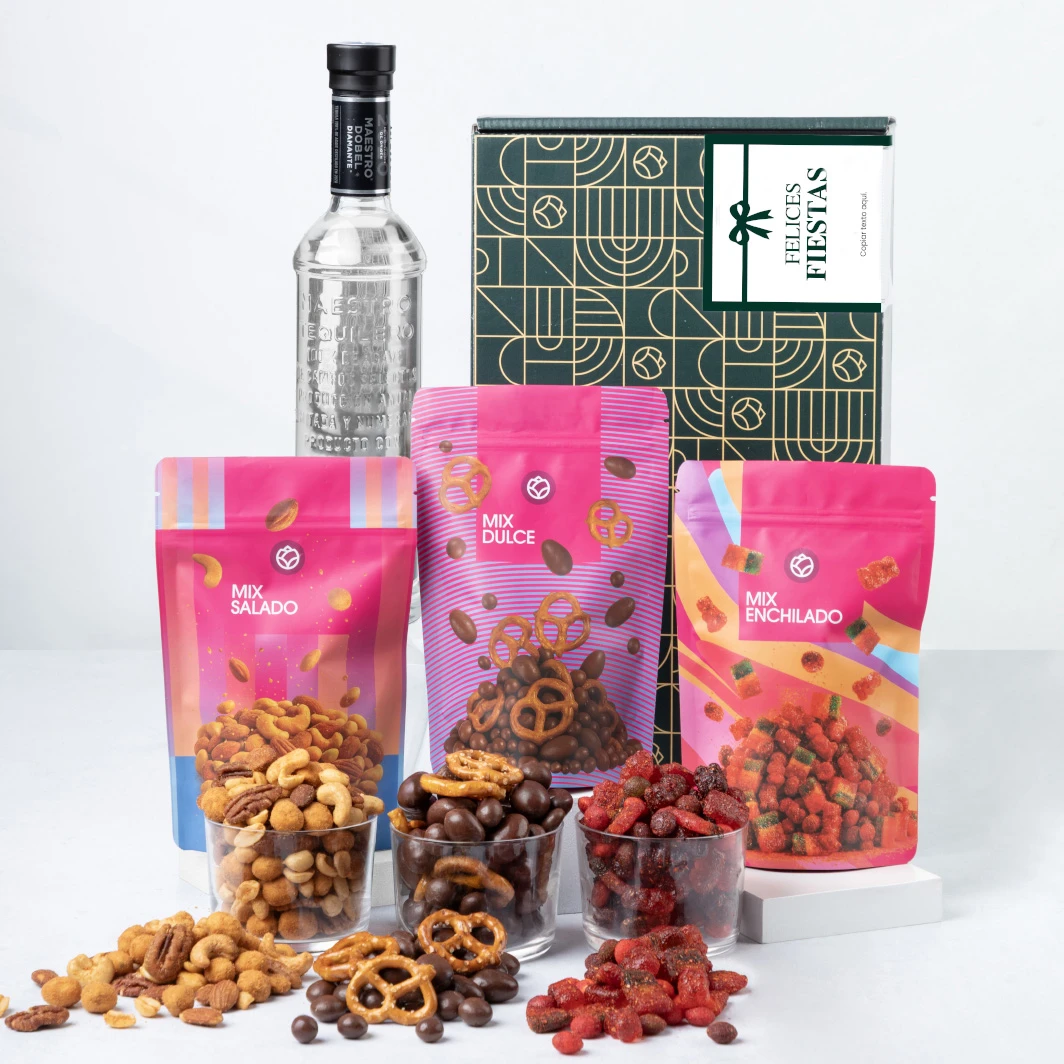Caja Personalizada  Etiqueta con Tequila Dobel  y Botanas EF 25612-P
