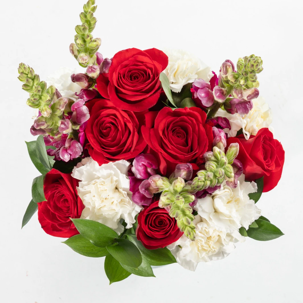 Bouquet with Red Roses and Carnations 25752