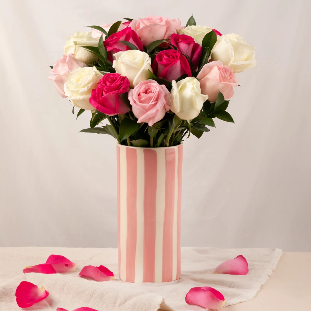 Arreglo de Rosas Rosas y Blancas 25797