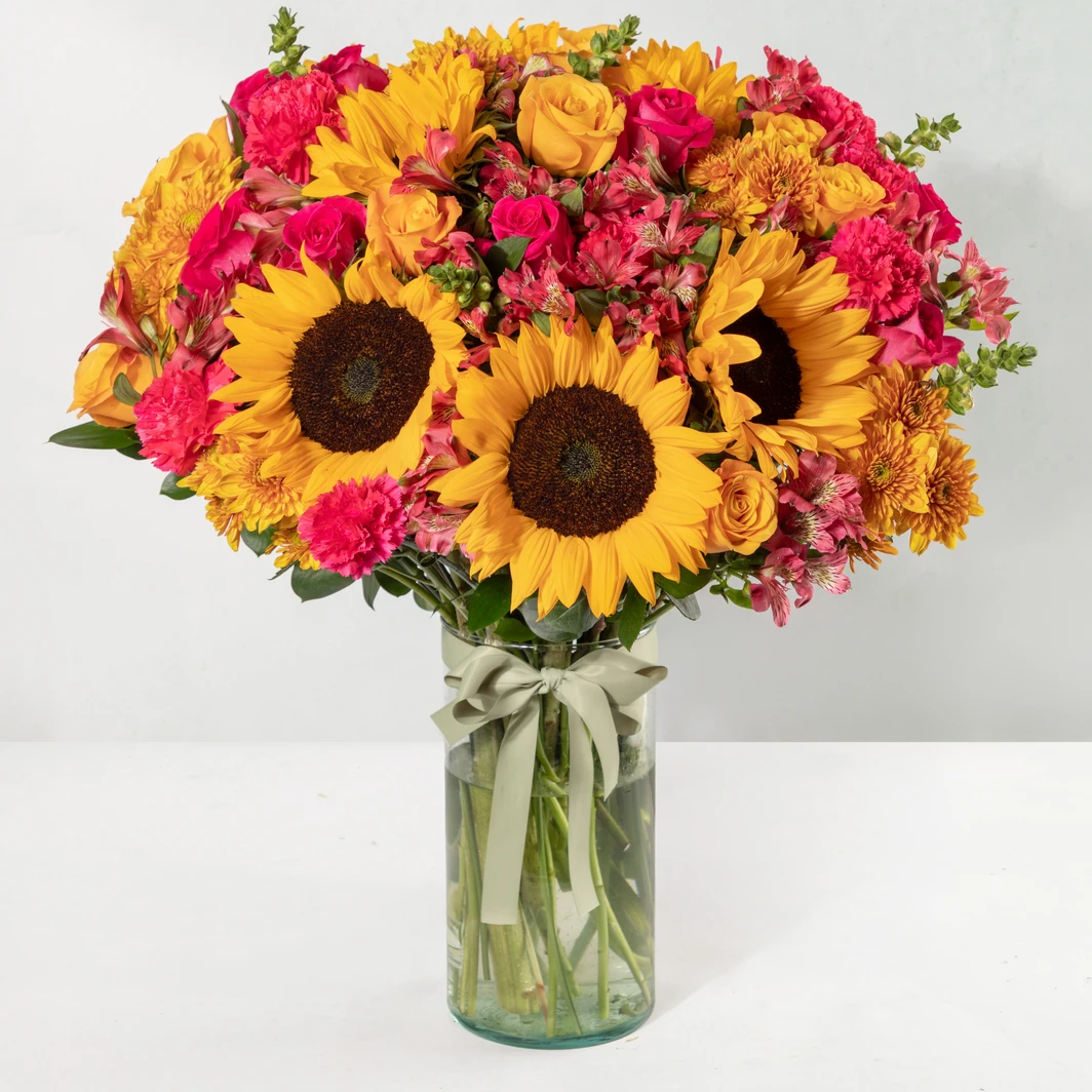 Arreglo de Girasoles y Rosas Naranjas 25800