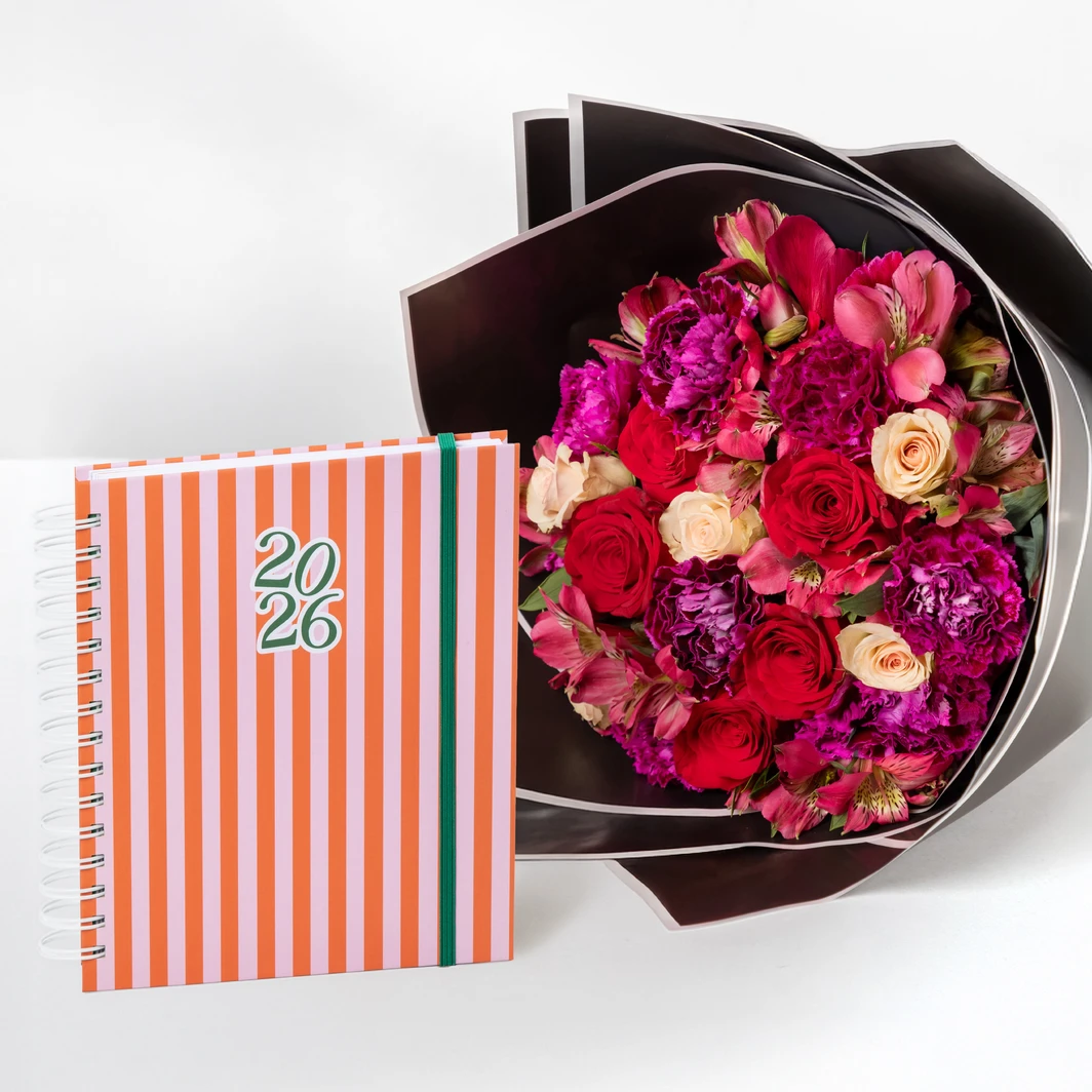 Red Roses with 2026 Annual Planner 25920