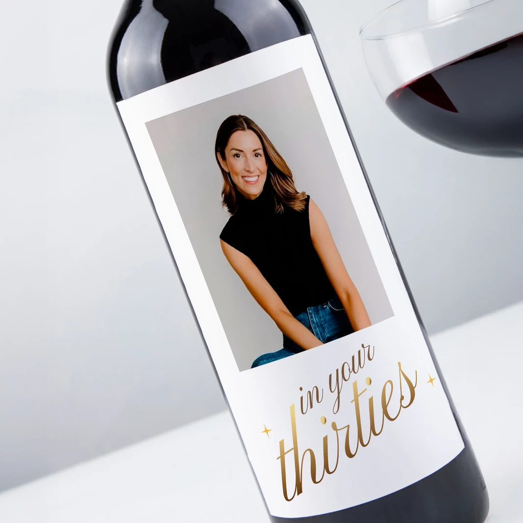 Personaliza Vino Concha y Toro Merlot con etiqueta "In your Thirties" 26043