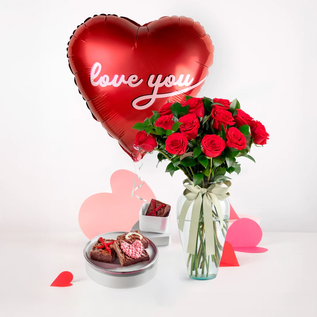 12 Rosas Rojas con Brownies y Globo "Love You" 26103