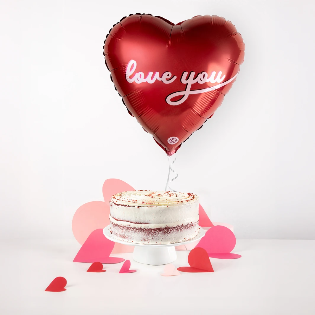 Pastel Red Velvet Vivián con Globo "Love You" 26108