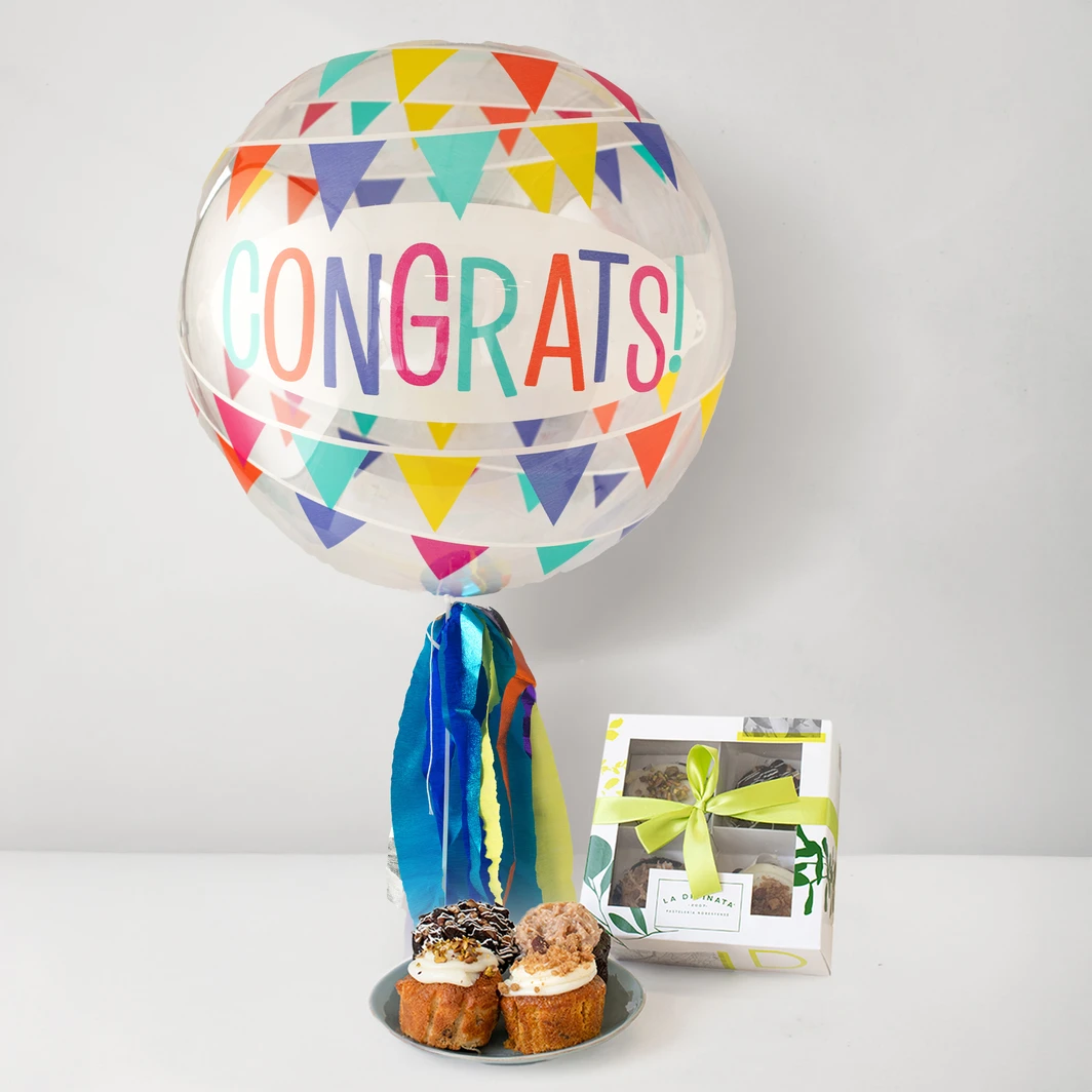 Globo Burbuja "Congrats" con Muffins La Divinata 26148