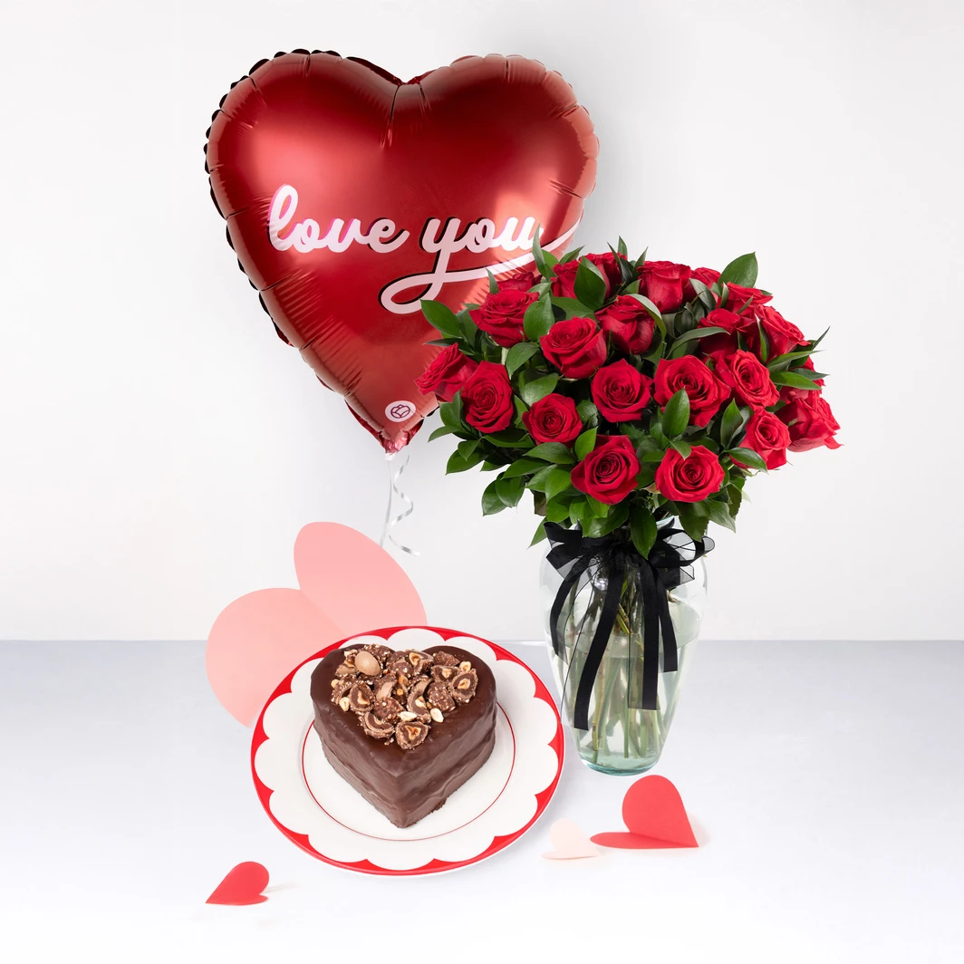 24 Rosas Rojas con Pastel Ferrero y Globo ''Love You'' 26223