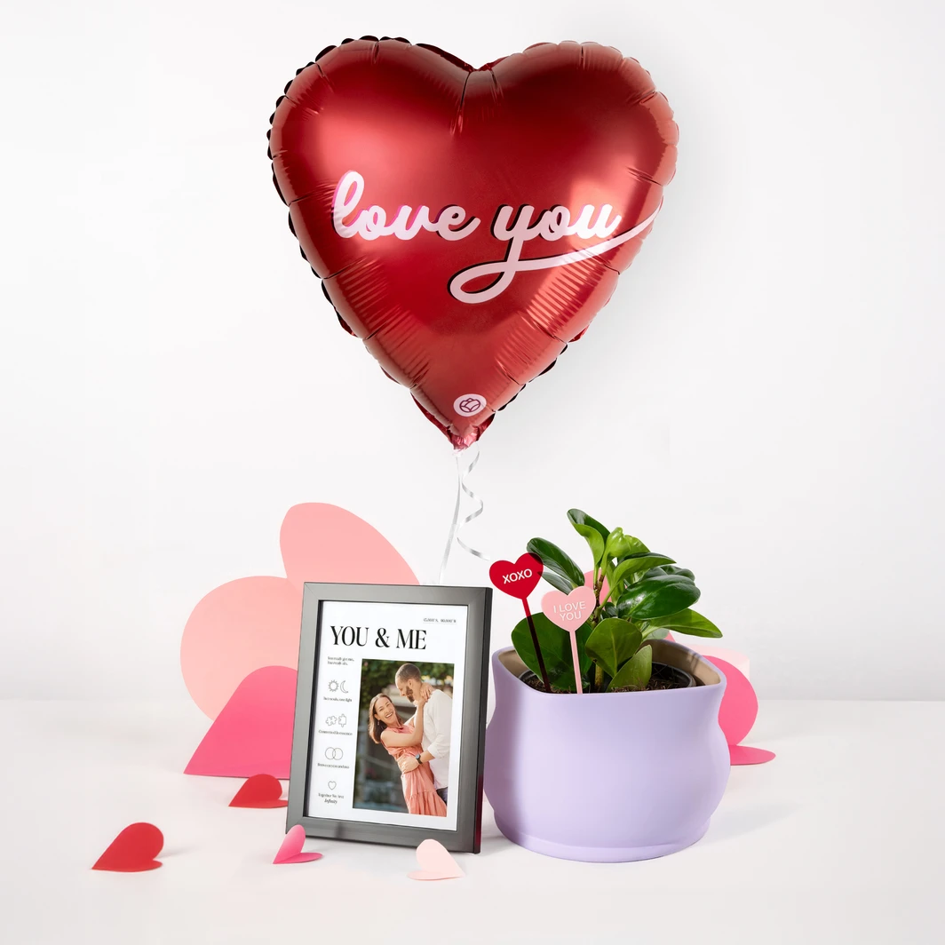 Planta del Éxito con Distintivo ''Love You' con Marco negro chico "You and me" 26316