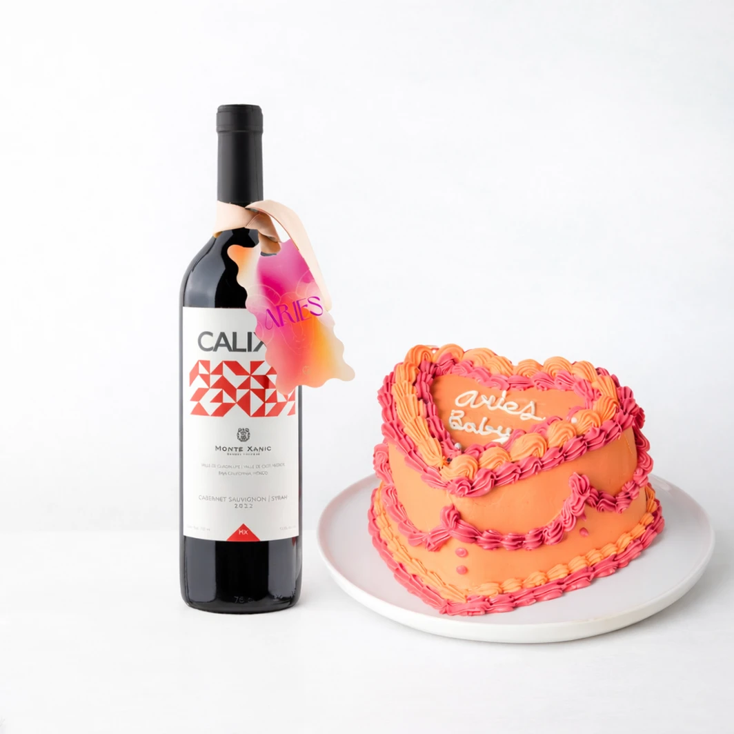 Pastel Florence y Vino Calixa con Distintivo Aries 26523
