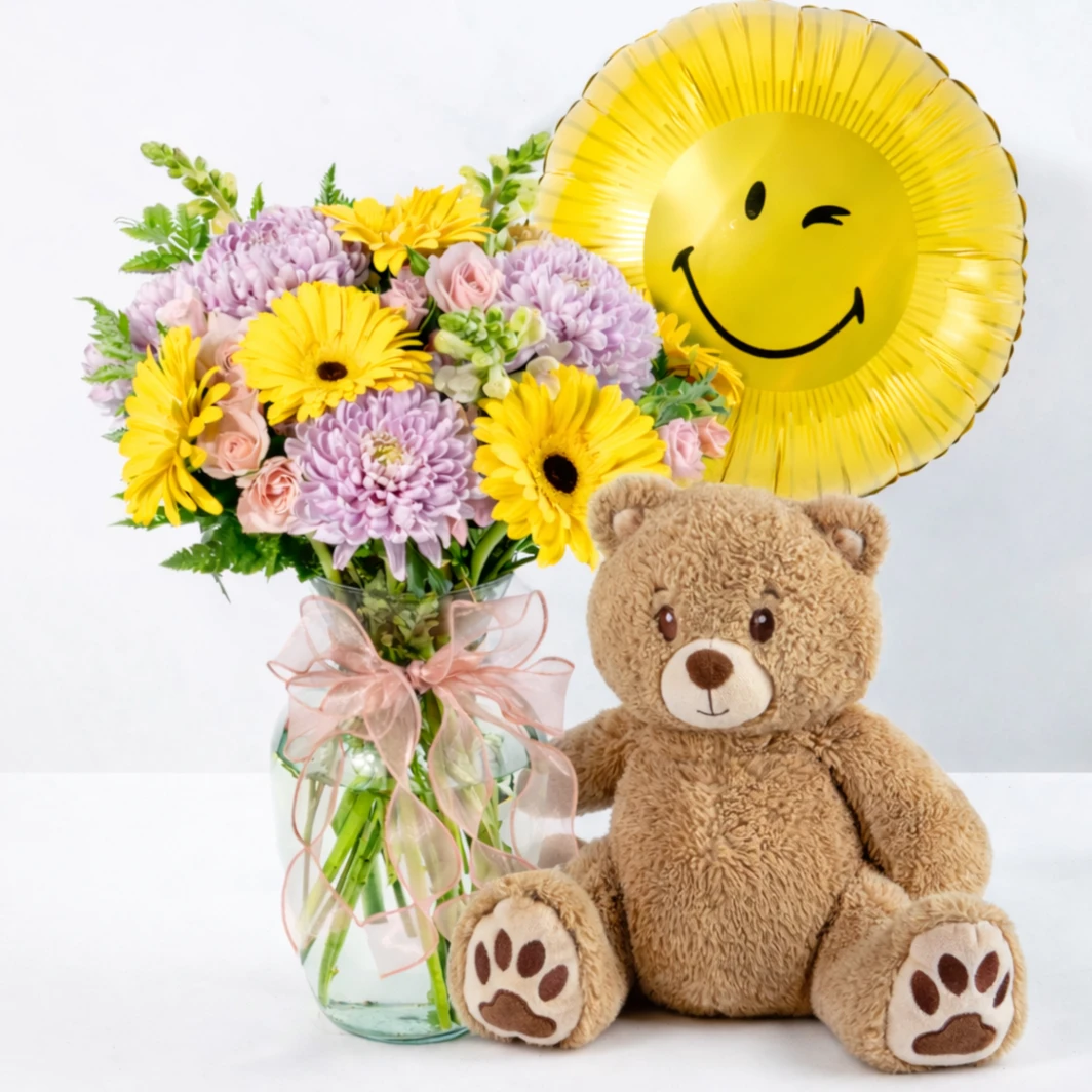 Arreglo de gerberas amarillas con oso de peluche y globo 26564