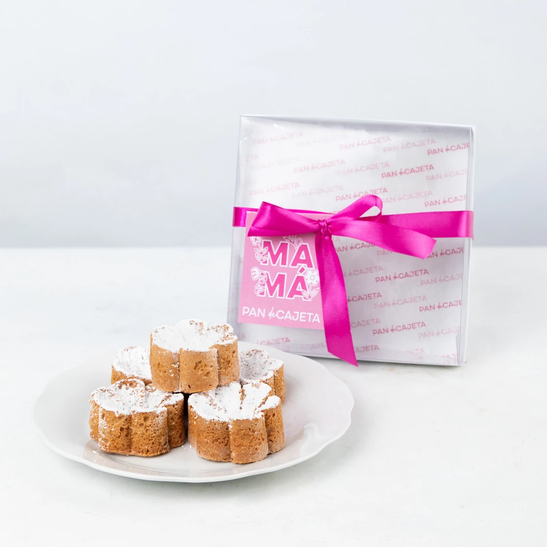 Flowers Pan de Cajeta for Mom 26588