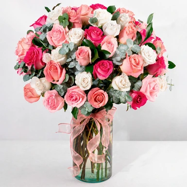 Arreglo de 50 Rosas Combinadas 26741