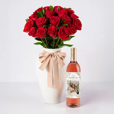 Kit Vino Personalizado Rosado con 18 Rosas Rojas en Jarrón 26754