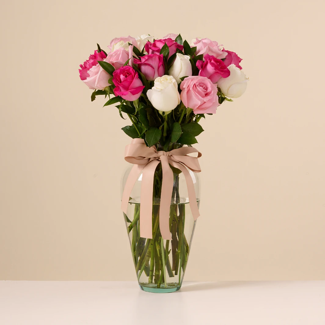 Arreglo de Rosas Rosas y Blancas 26814