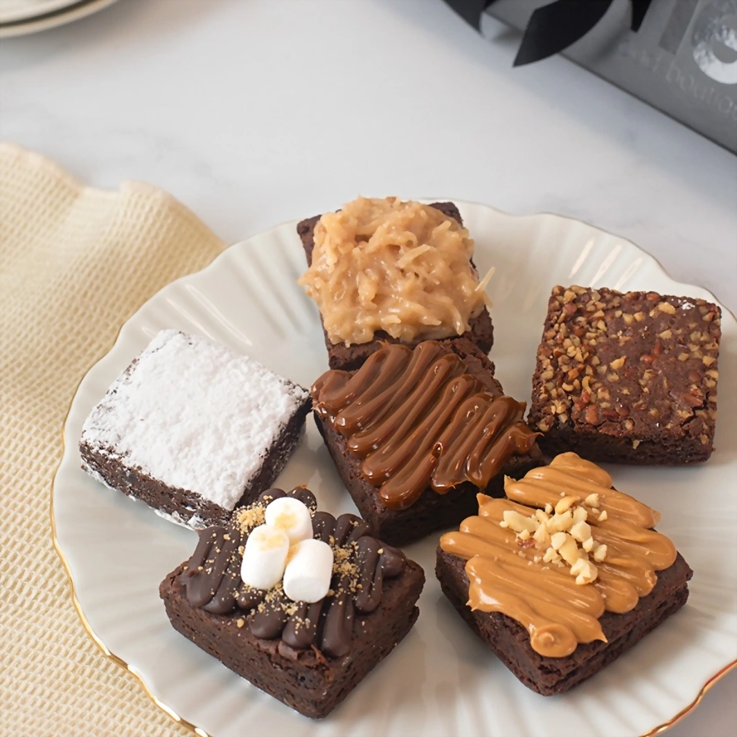 Brownies Eat Me 2839