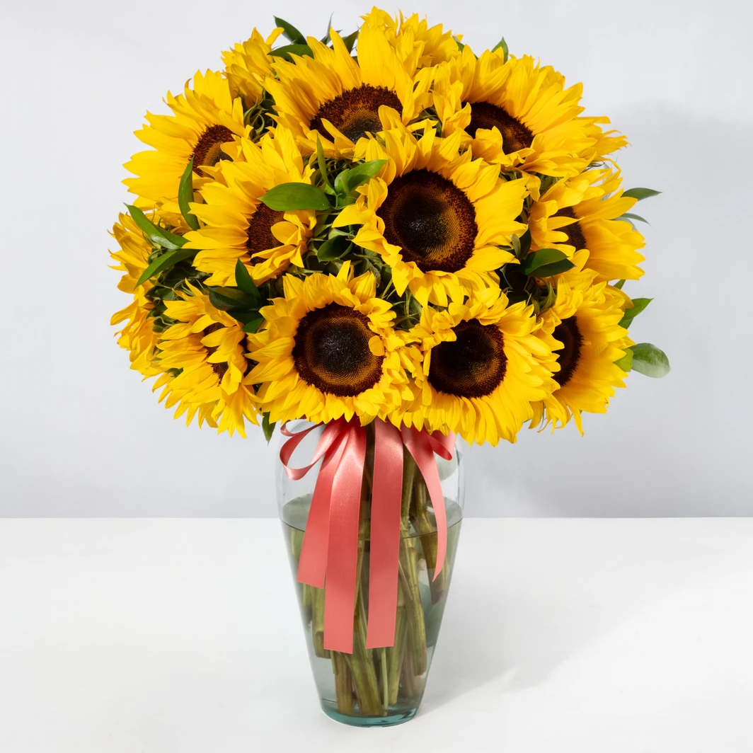 15 Sunflowers Arrangement 3621