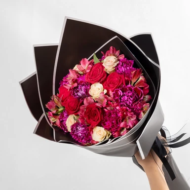 Latido Ramo de Rosas Rojas y Claveles 5814