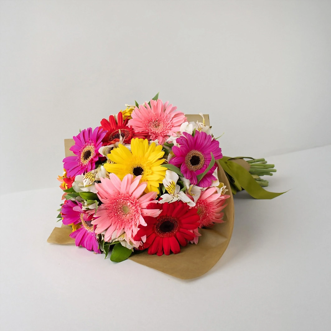 15 colorful gerberas in bouquet 6191