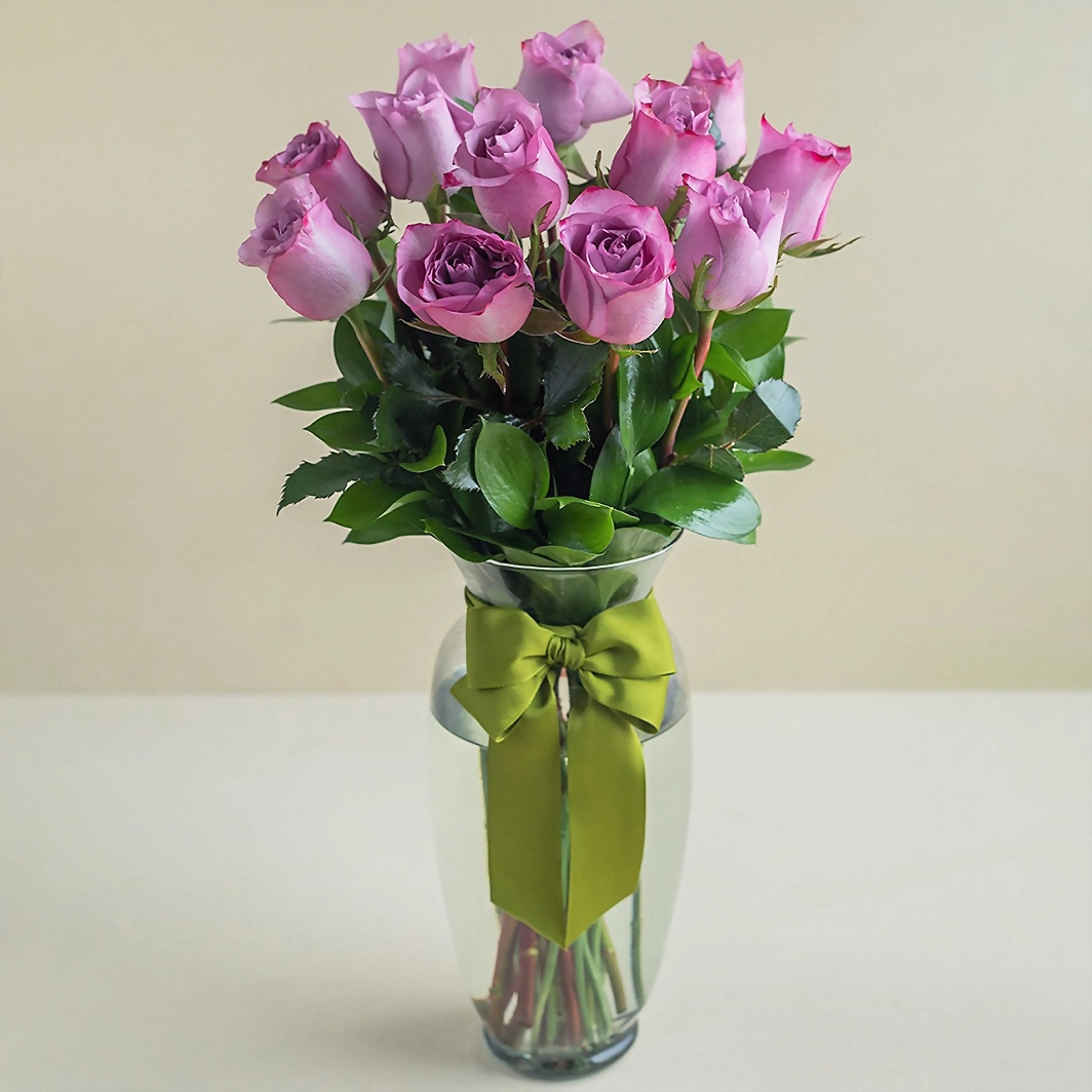 12 Light Purple Roses 168