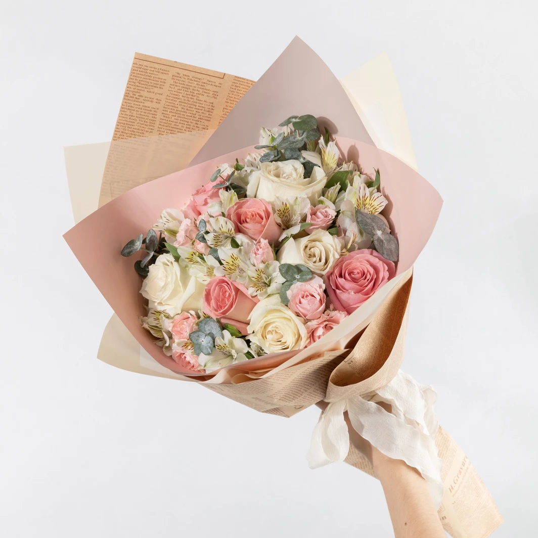 Cariño Ramo de Rosas Rosa y Blancas 6689