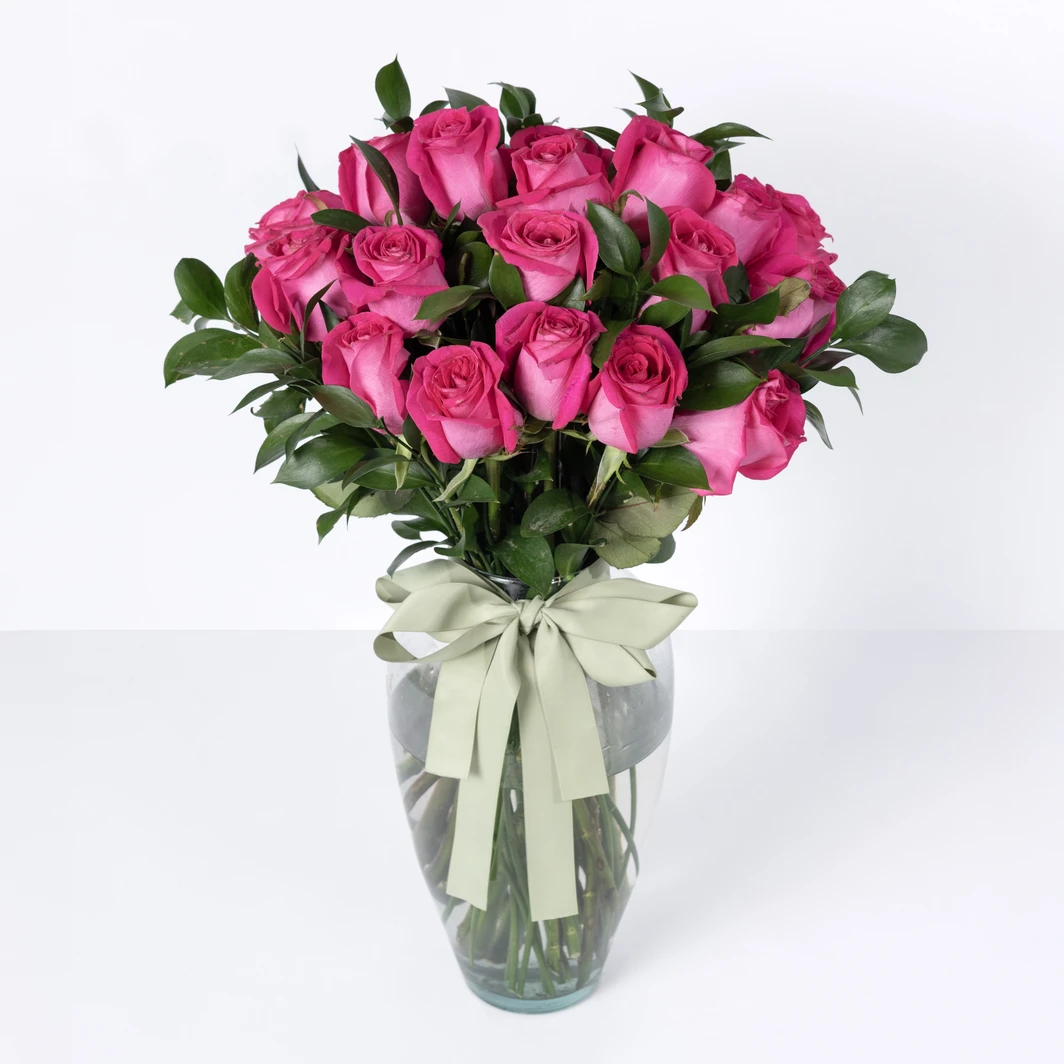 Arreglo de 24 Sueños Rosa Intenso 399