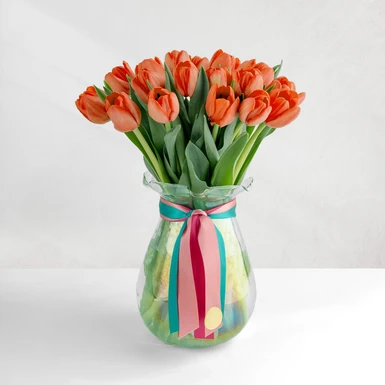 20 tulipanes naranjas en jarron 9439