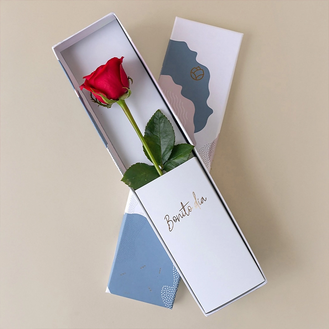 Rosa roja en caja julieta 9892